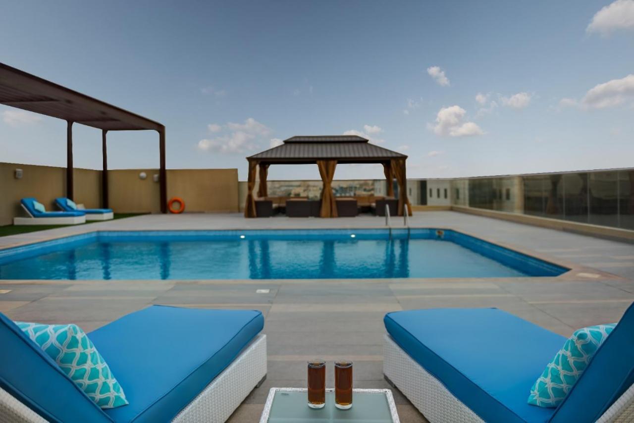 Abar Hotel Apartments Dip-1 두바이 외부 사진
